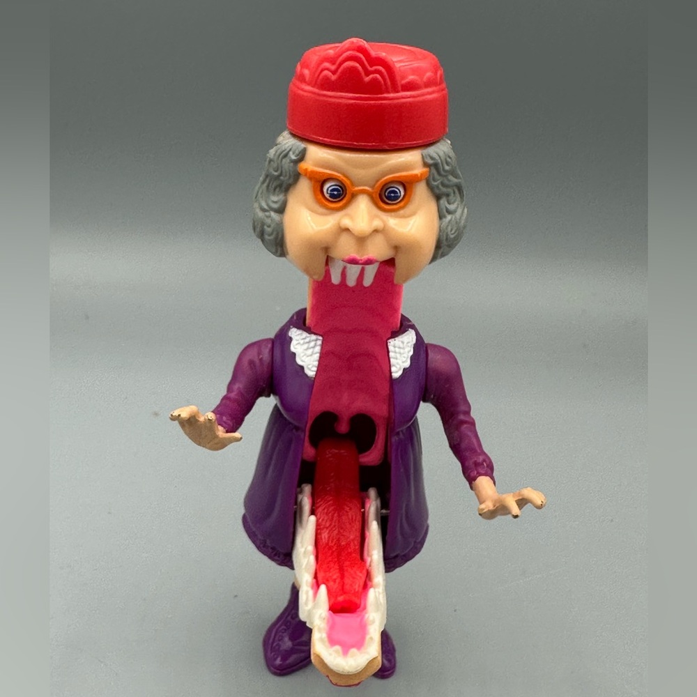 Vintage 1986 The Real Ghost Busters Haunted Humans Granny Gross Ghost Kenner